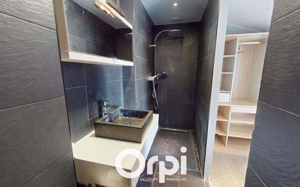 Maison à vendre    6 pièces •  Fillières