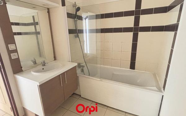 Appartement à vendre    3 pièces • 54,95 m2 Saint-Denis