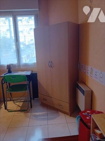 Changé, maison de bourg en coeur de village.