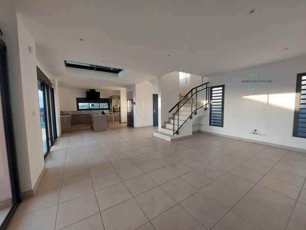 Villa F5 avec piscine à La Possession