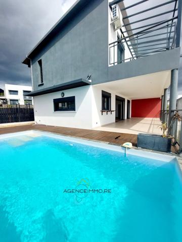 Villa F5 avec piscine à La Possession