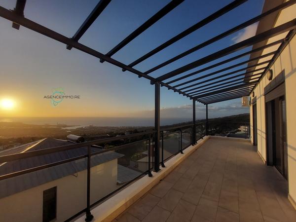 Villa F5 avec piscine à La Possession