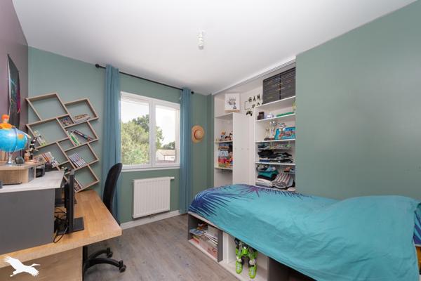 Maison à louer 920 € CC St-Savin 4 p 93 m² DPE C