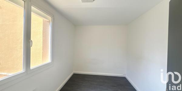 Appartement à vendre 3 pièces 47 m² Bagnols-sur-Cèze