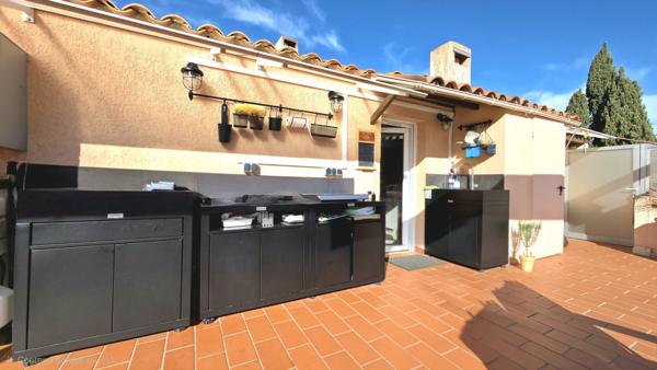 APPARTEMENT 2/3 PIECES GRANDE TERRASSE 1 PARKING PRIVATIF - QUARTIER PORT MIRAMAR - PLAGE MIRAMAR -