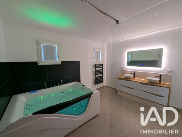 Maison à vendre 4 pièces 120 m² Castelnau-de-Lévis