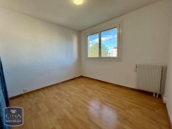 Appartement à louer 2 pièces 46.62m² Joué-lès-Tours (37300)
