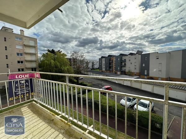 Appartement à louer 2 pièces 46.62m² Joué-lès-Tours (37300)