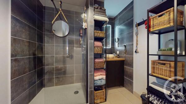 Appartement F2 à vendre  2 pièces - 44 m 2   CAPBRETON  - 40
