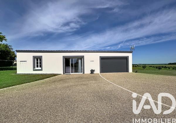 Maison à vendre 9 pièces 242 m² Roullet-Saint-Estèphe