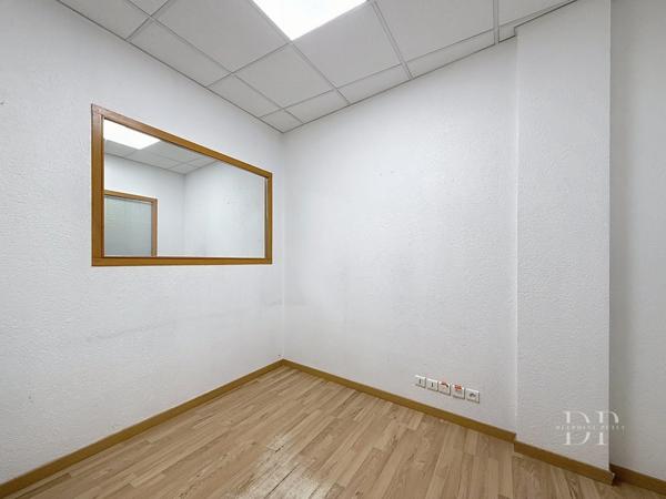 Local bureaux de 184 m2 à vendre ANNEMASSE (74)