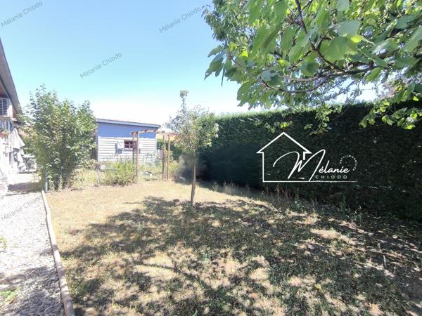 Maison familiale 3 chambres double grand garage jardin carport piscine