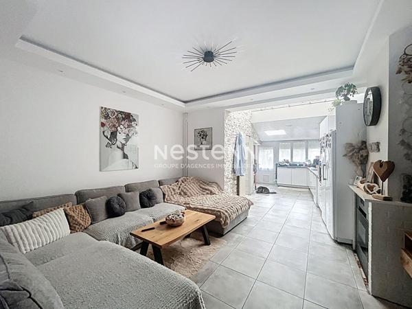 Maison de ville de 111m² à SOMAIN - 3 chambres - Jardin - Proche du centre et des commodités - 169.900 euros