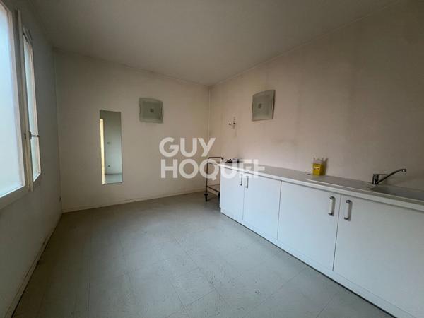 Bureaux 132,17 m2 - Accès PMR - Place Jean Jaurès - ALBI