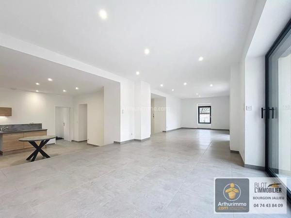 Location Maison 4 pièces 187 m2 à Bourgoin-Jallieu