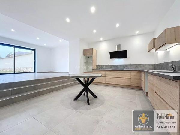 Location Maison 4 pièces 187 m2 à Bourgoin-Jallieu