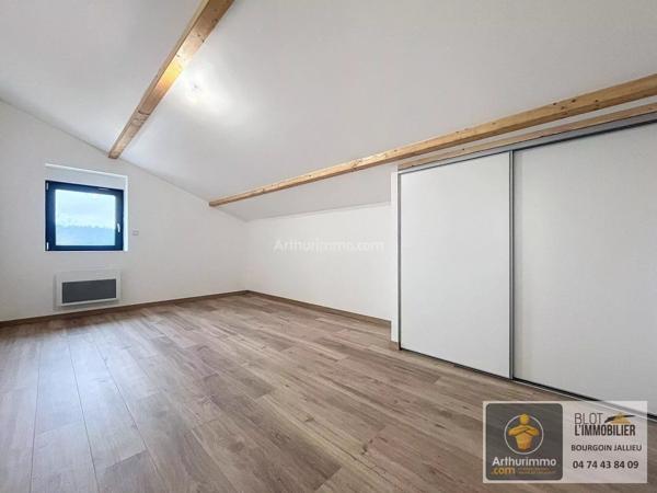 Location Maison 4 pièces 187 m2 à Bourgoin-Jallieu