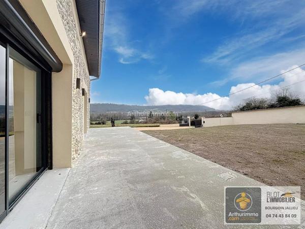 Location Maison 4 pièces 187 m2 à Bourgoin-Jallieu