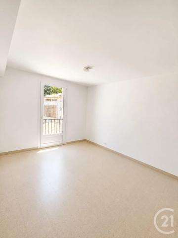 Appartement à vendre  4 pièces - 72 m 2   DIGNE LES BAINS  - 04