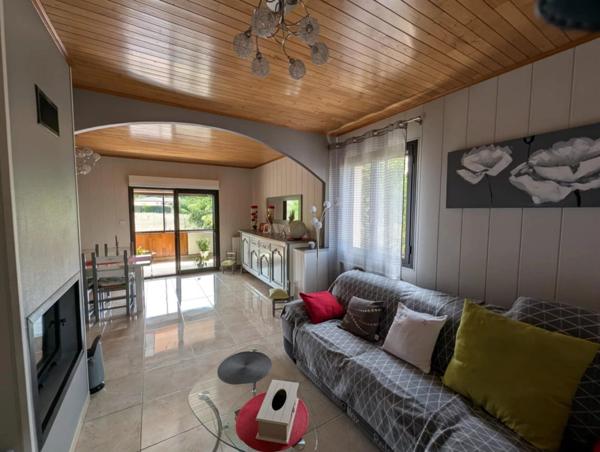 Vente Maison 4 pièces 145 m2 à Gourdon