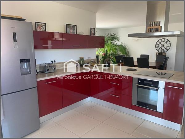 Villa plain-pied, 151m2, dépendances sur 1758 m² de terrain