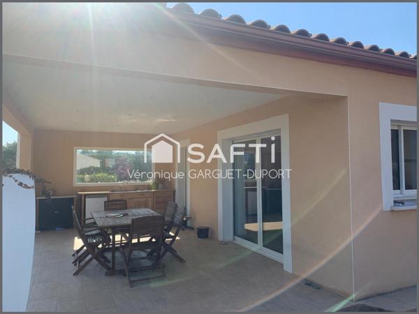 Villa plain-pied, 151m2, dépendances sur 1758 m² de terrain