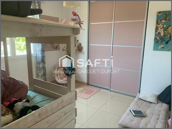 Villa plain-pied, 151m2, dépendances sur 1758 m² de terrain