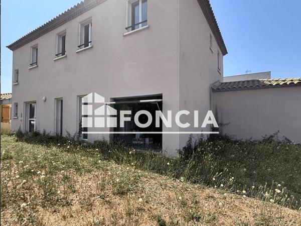 À vendre Local commercial 180.67 m² - Villeneuve-lès-béziers 34420