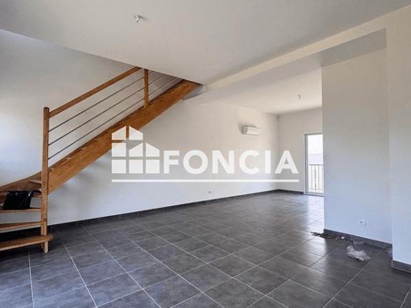 À vendre Local commercial 180.67 m² - Villeneuve-lès-béziers 34420