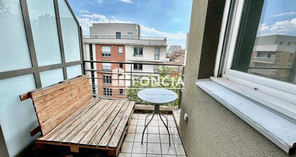 Location Appartement 3 pièces 65.17 m² - Lyon 69008