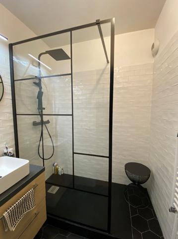 F3 Métro Pte de Paris 6ème et dernier étage