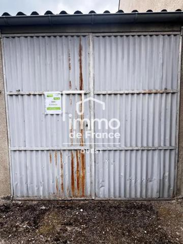 Parking / Box à louer à Angers (49100)