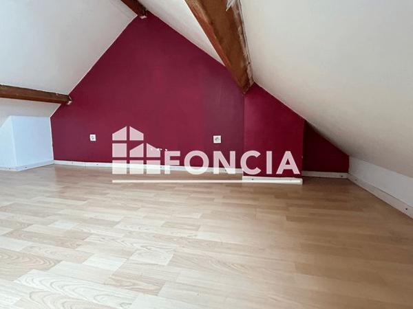 Location Appartement 3 pièces 51.8 m² - 23 RUE DES RESERVOIRS Chartres 28000