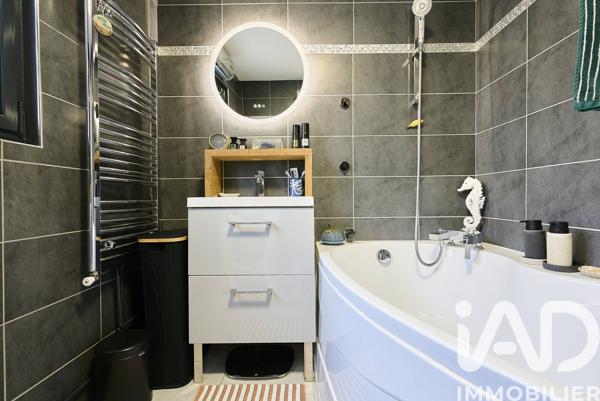 Maison à vendre 5 pièces 90 m² Saint-André-lez-Lille