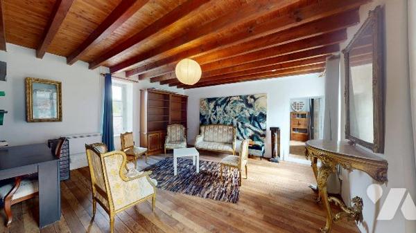 MAISON AVEC DEPENDANCES ET TERRAIN - LA GLACERIE