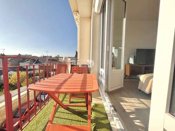 Appartement - À vendre - 64 m² - LAVAL | The Door Man