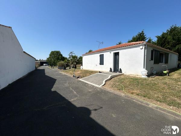 Maison - À vendre - 132 m² - SAINTE-SOULLE | The Door Man