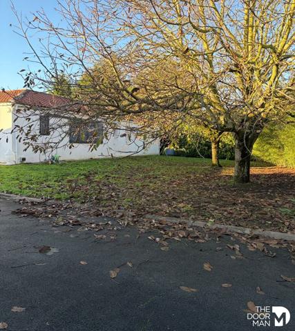Maison - À vendre - 132 m² - SAINTE-SOULLE | The Door Man