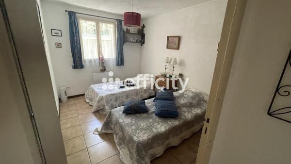 Maison
         4 pièces
        - 75 m² Exclusivité 360 000 € *