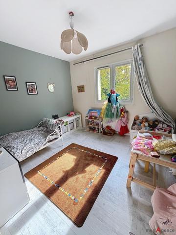 Maison à CLAIX, 38640 - 5 pièces 140m²