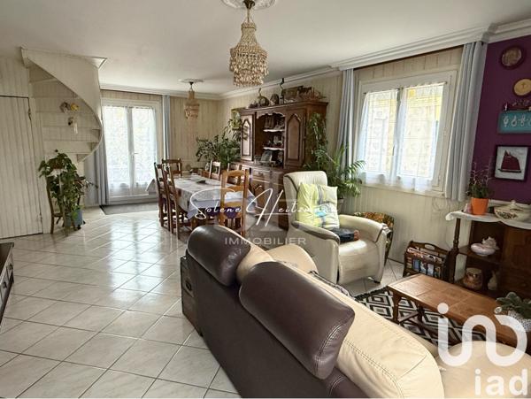 Maison à vendre 5 pièces 109 m² Saint-Germain-Laval