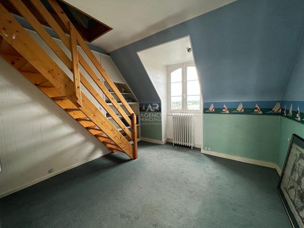 Maison d'exception à vendre à Pontoise - Maison 6 pièces 138 m² €638 000 ** - Référence 11036