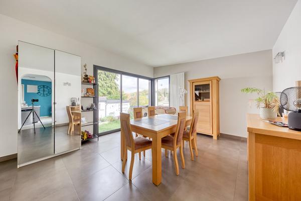 MAISON 6 PIECES AVEC DEPENDANCE