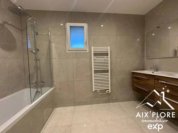 VENTE – APPARTEMENT T4 DE STANDING – GRÉSY-SUR-AIX 108,72 m² – Traversant Nord/Sud – 2ème et dernier étage