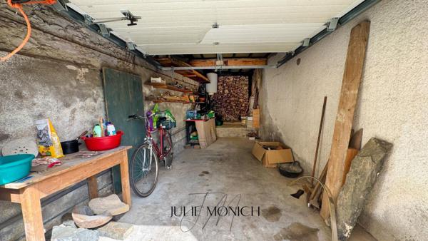 MAISON DE VILLAGE AVEC GARAGE