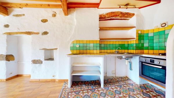 MAISON DE VILLAGE AVEC GARAGE