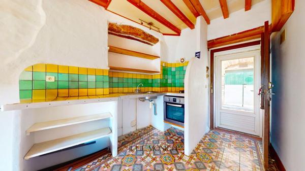MAISON DE VILLAGE AVEC GARAGE