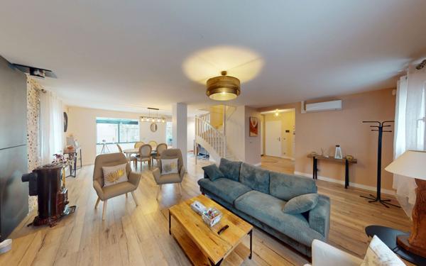 Maison à vendre    6 pièces •  Bailly-Romainvilliers