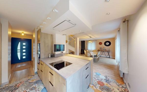 Maison à vendre    6 pièces •  Bailly-Romainvilliers