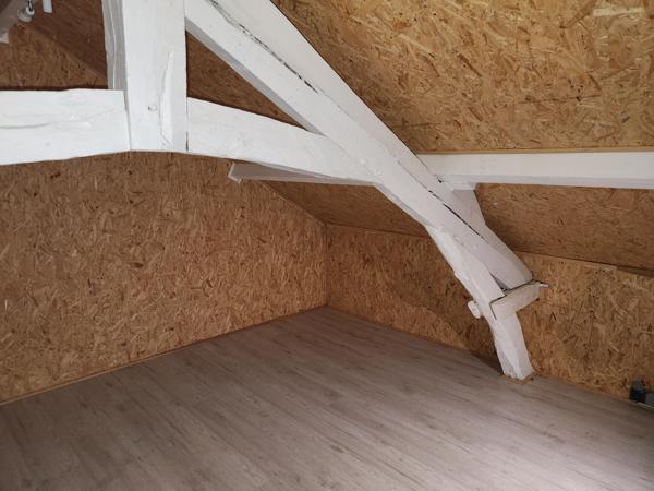 Immeuble à THIVIERS, 24800 - 200m²